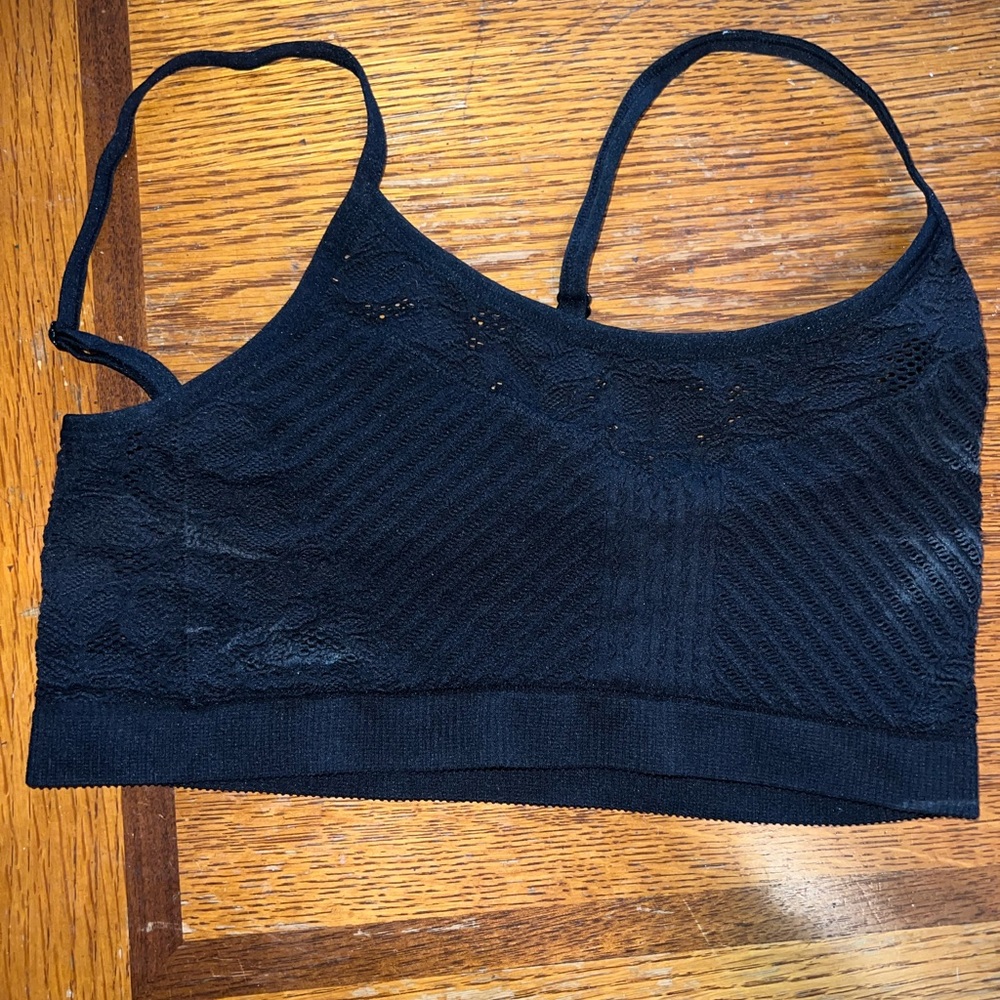 Stretchy lace style bralette